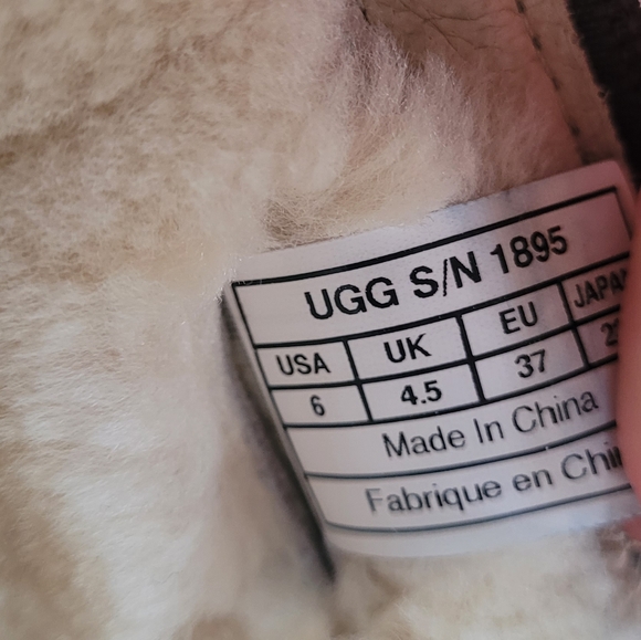 UGG Australia 1895 Retro Cargo Boots - Picture 6 of 8